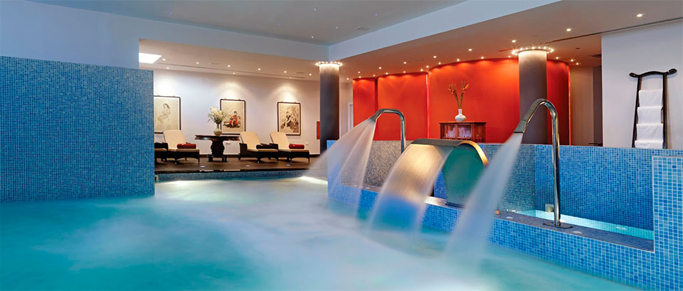 Euphoria Rejuvenating Spa Pool in  Out of the Blue, Capsis Elite Resort 5* 