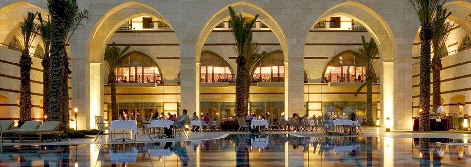 Ресторан Lale в отеле Кемпински Дом 5*
