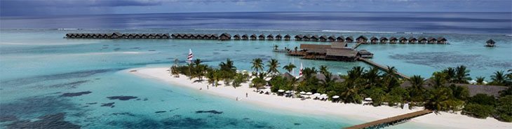 Вид на отель Lux Maldives 5*